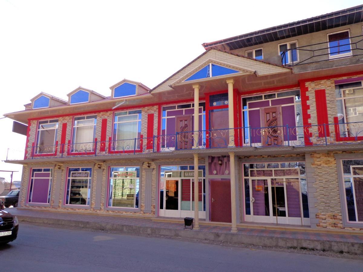 Tubram S Ailəvi Qonaq Evi Bed and Breakfast Şǝki Buitenkant foto