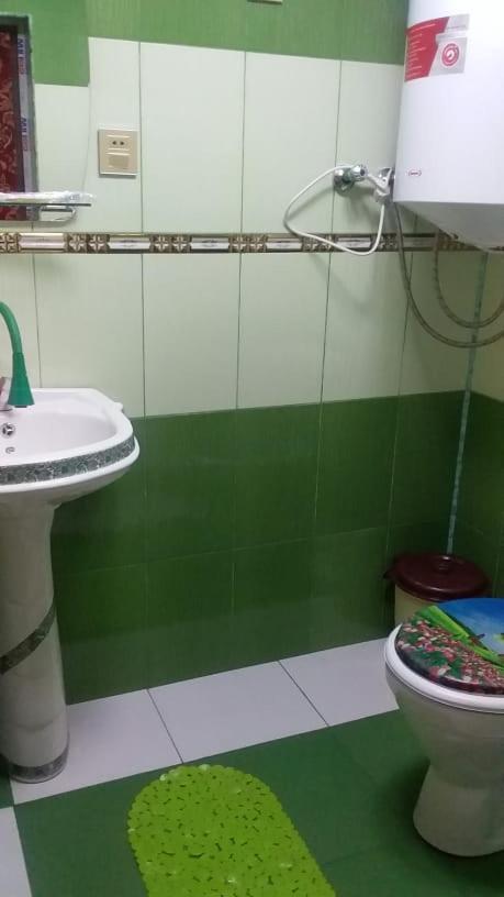 Tubram S Ailəvi Qonaq Evi Bed and Breakfast Şǝki Buitenkant foto